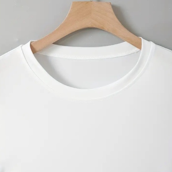 Women’s Bright White Crew Neck Crop Top. Size L - Picture 2 of 8